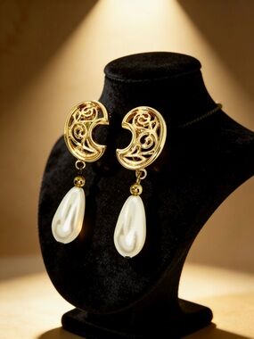Sarah Coventry Gold Tone Crescent Moon Filigree Faux Pearl Teardrop Earrings